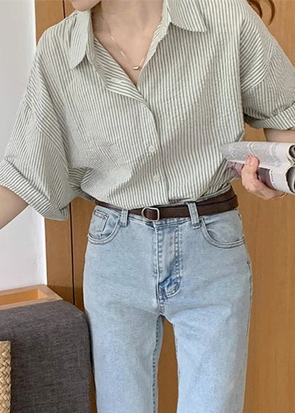 Sophisticated Blouse with a Clean Classic Look