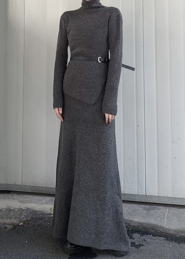 Sophisticated Garment with a Clean Classic Look