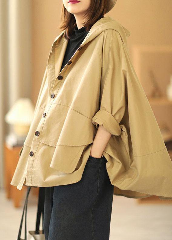 Gracefully Styled Coat for Any Occasion