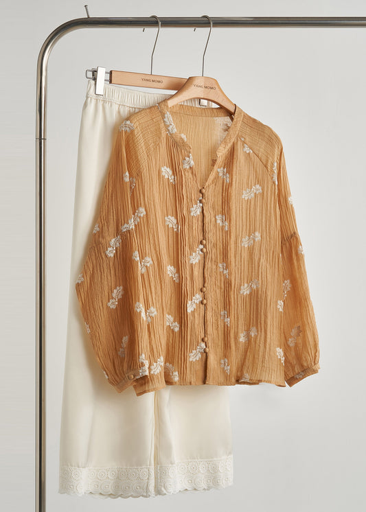 Polished Blouse with an Effortless Classic Look