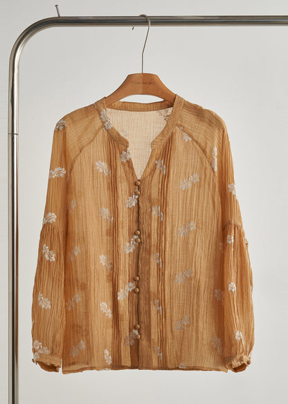 Polished Blouse with an Effortless Classic Look