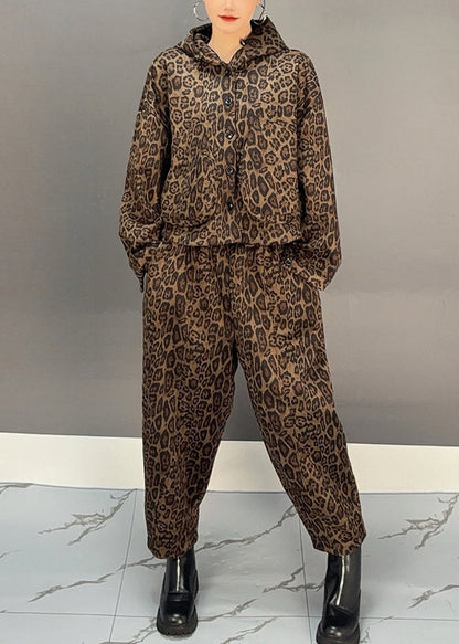 A Vintage Style Pants with Delicate Timeless Details