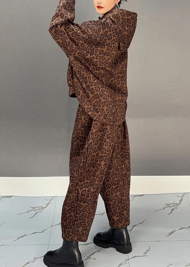 A Vintage Style Pants with Delicate Timeless Details
