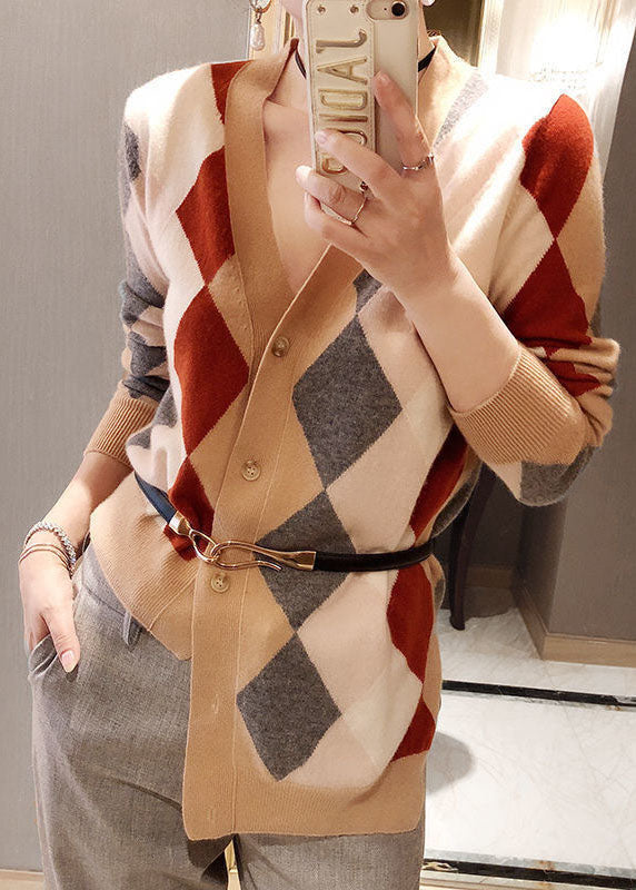 Effortlessly Elegant Cardigan with a Timeless Design