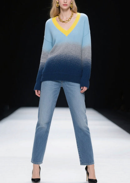 Effortlessly Elegant Top with a Timeless Design