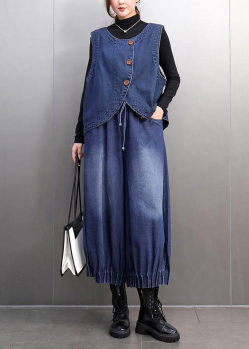 Classic Vintage Pants with a Flattering Fit