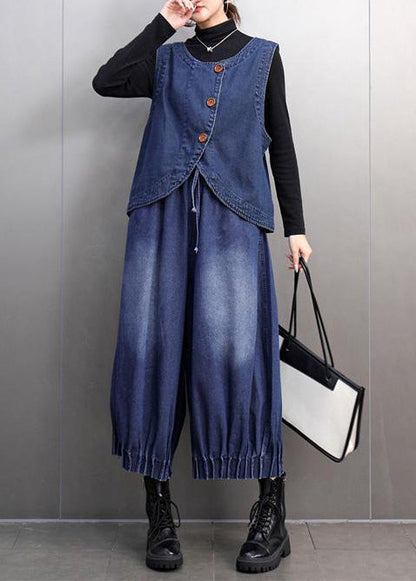 Classic Vintage Pants with a Flattering Fit