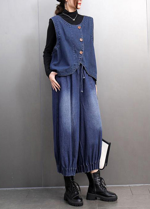 Classic Vintage Pants with a Flattering Fit