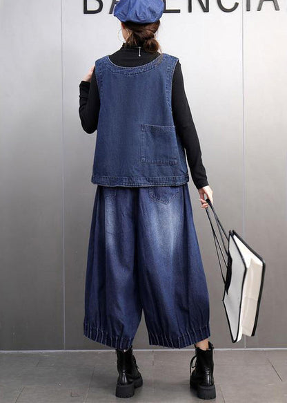 Classic Vintage Pants with a Flattering Fit