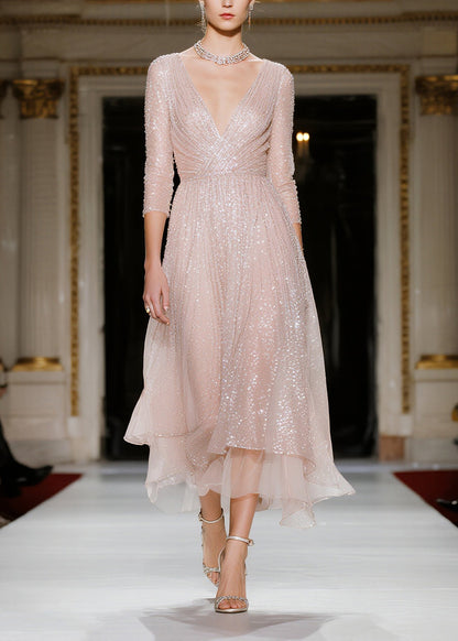Beautifully Crafted Dress in a Classic Style