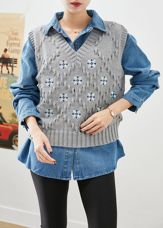 Classic Vintage Shirt with a Flattering Fit