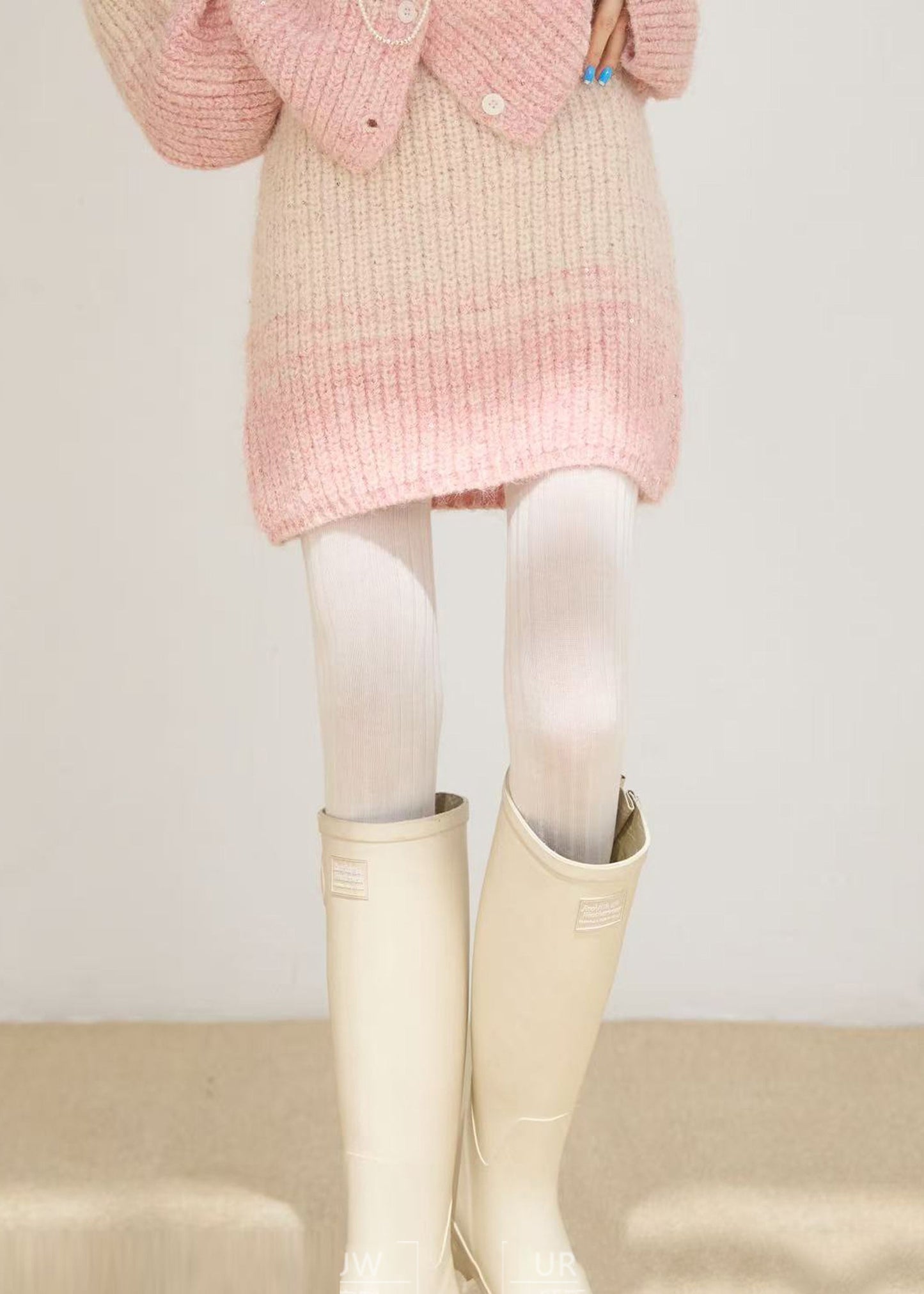 Sophisticated Garment with a Clean Classic Look
