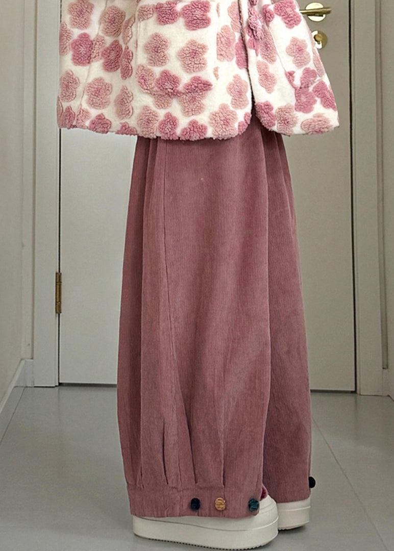 Well Tailored Pants with a Graceful Silhouette