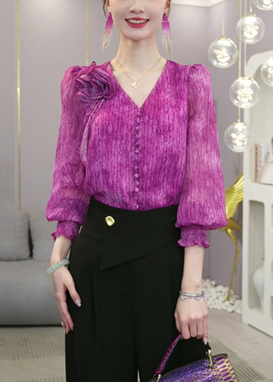 Beautifully Crafted Blouse in a Classic Style