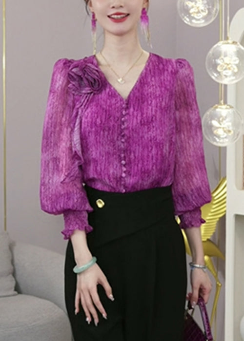 Beautifully Crafted Blouse in a Classic Style