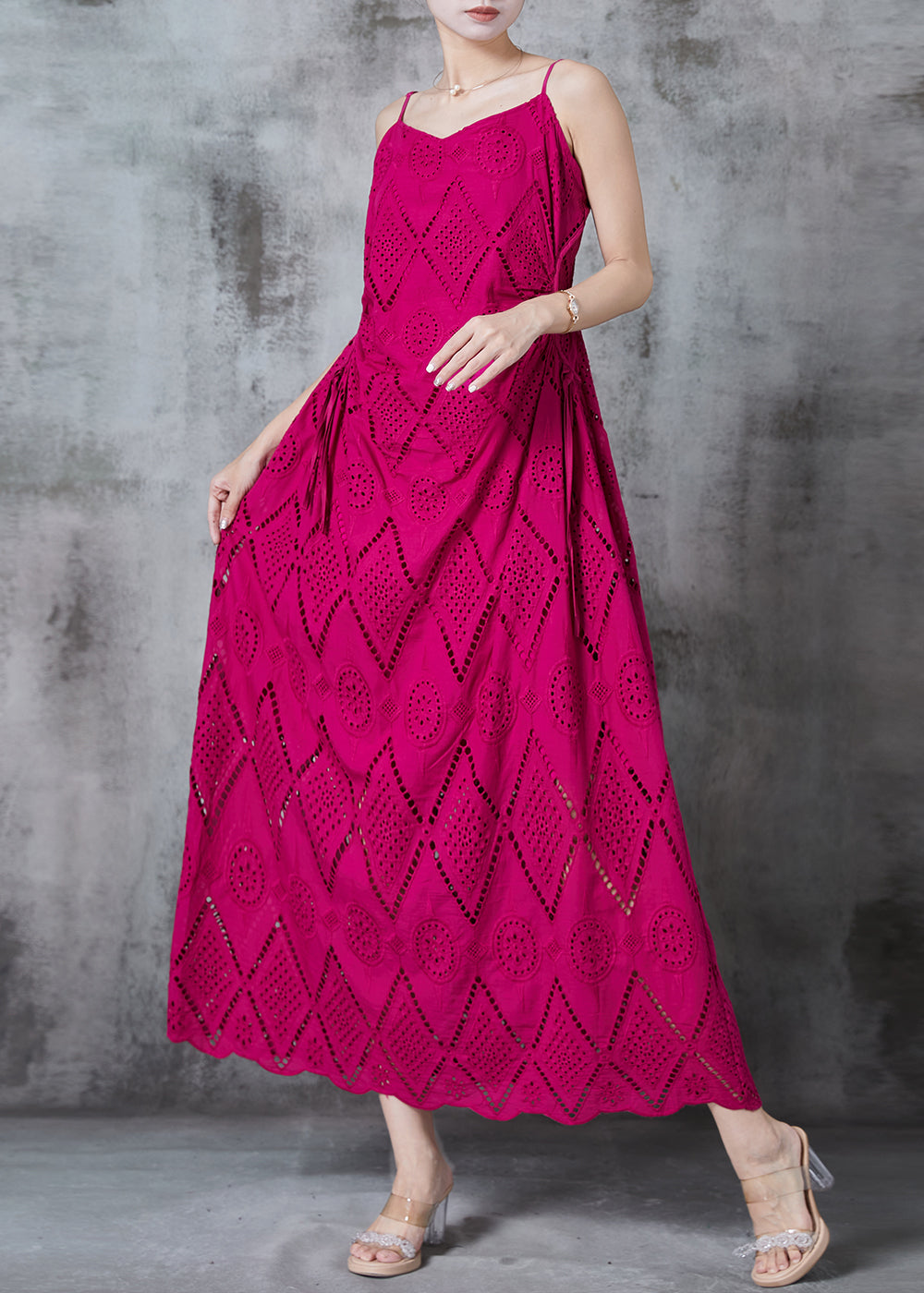 Beautifully Crafted Dress in a Classic Style