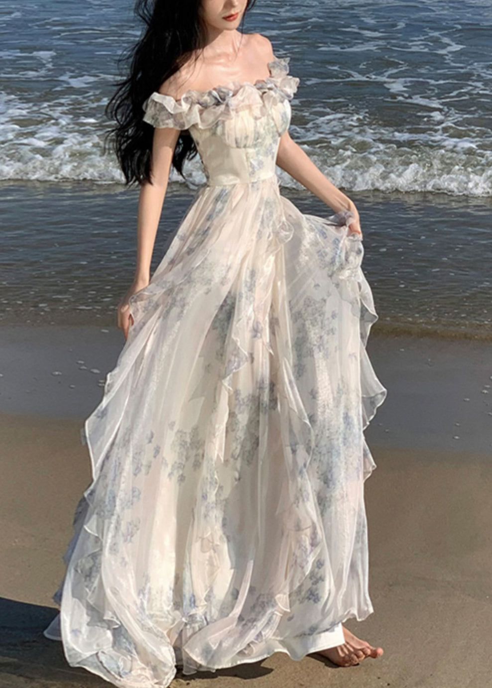 Beautifully Crafted Dress in a Classic Style