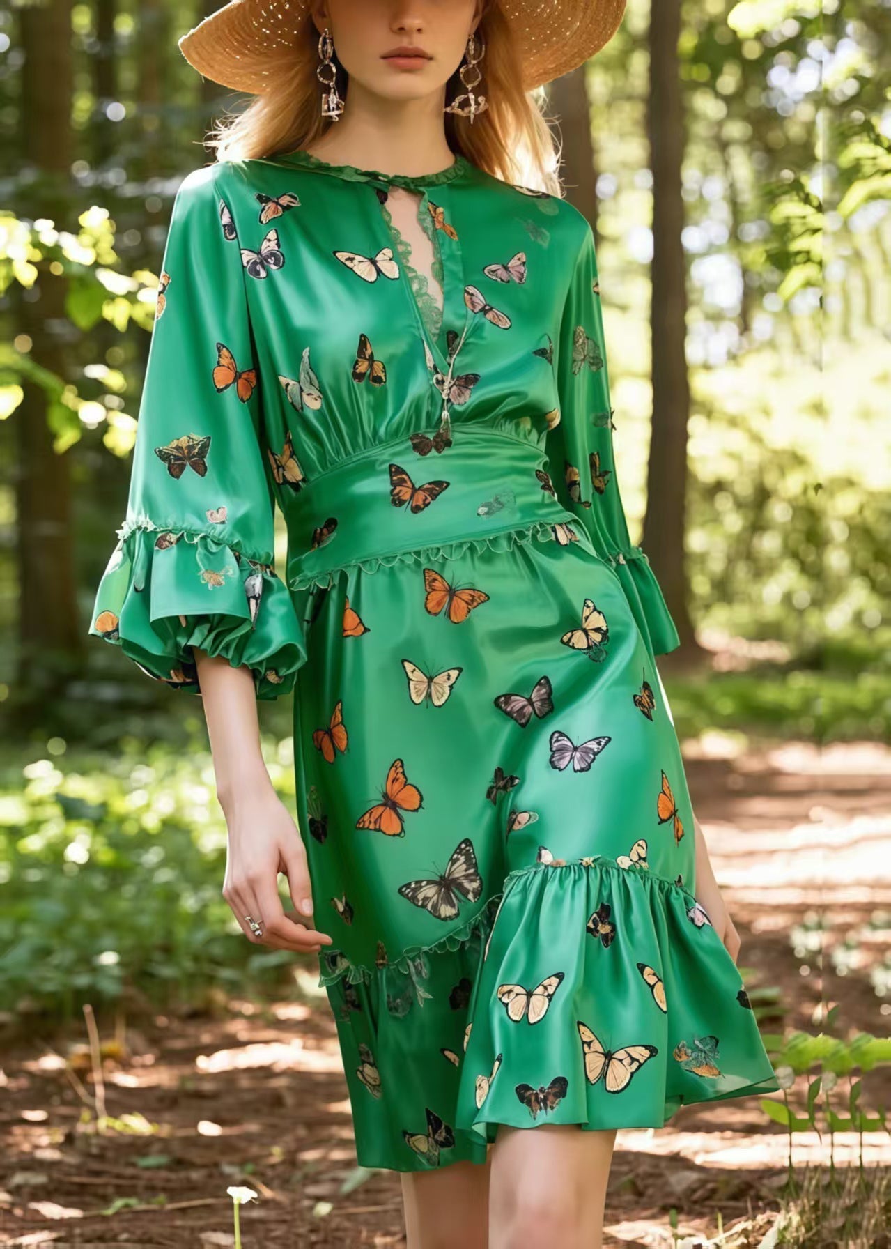 Well Tailored Dress with a Graceful Silhouette