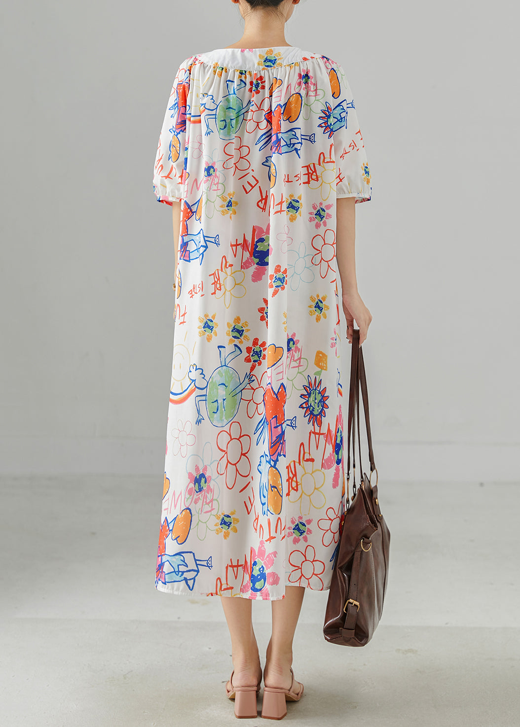 Classic Vintage Dress with a Flattering Fit