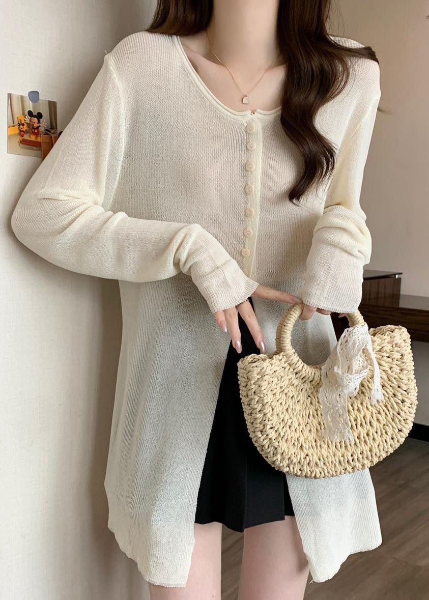 Effortlessly Elegant Sweater with a Timeless Design