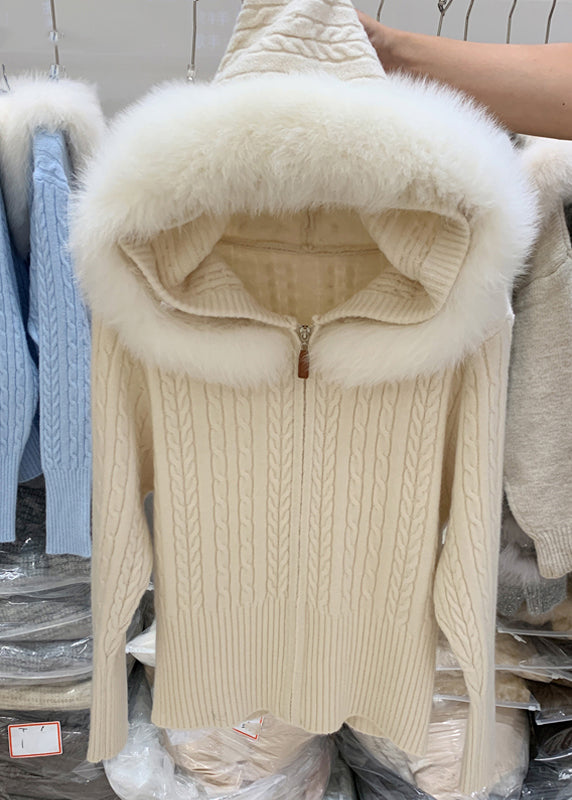 Elegantly Styled Cardigan for Everyday Wear