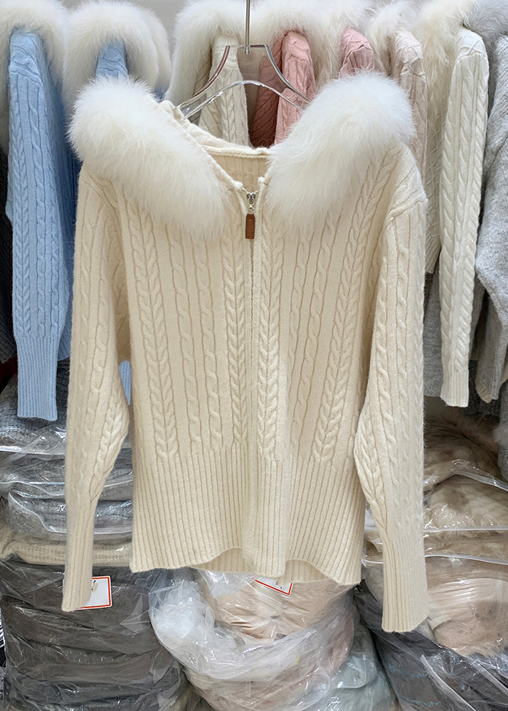 Elegantly Styled Cardigan for Everyday Wear
