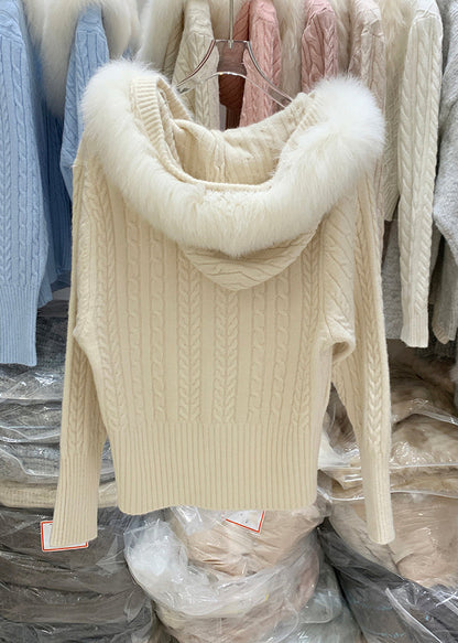 Elegantly Styled Cardigan for Everyday Wear