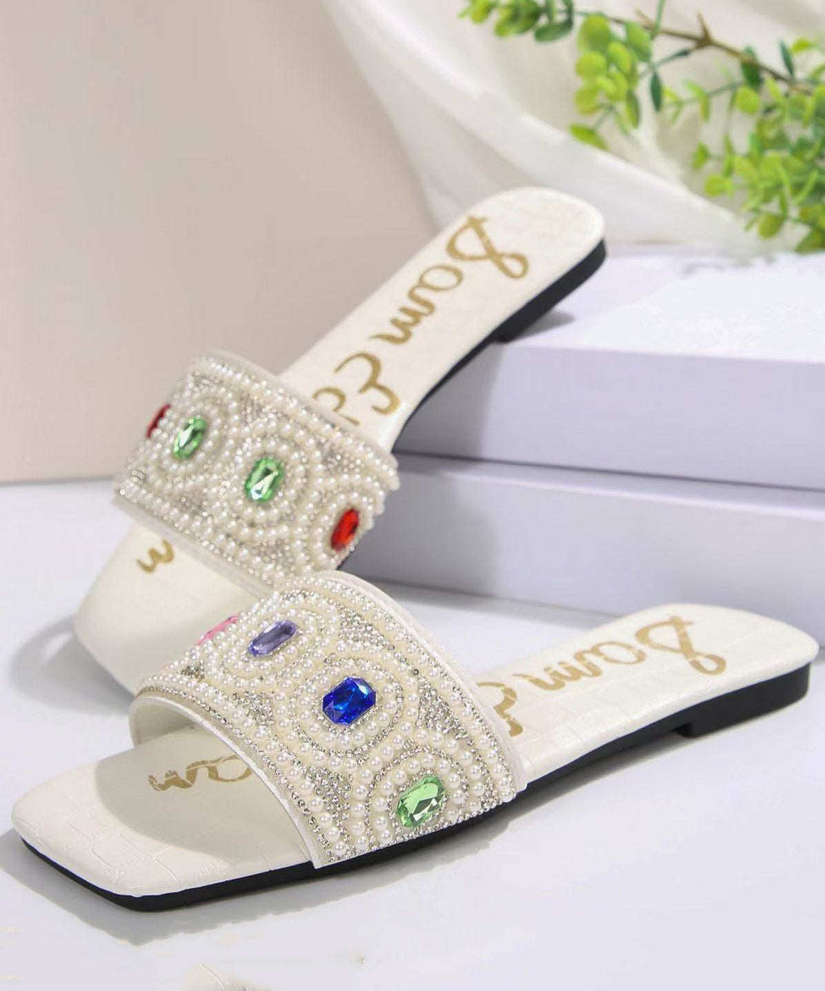 Chic Orthopedic Sandals with Unique Design