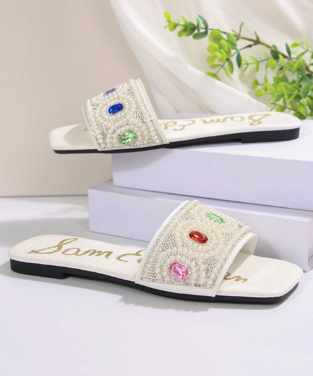 Chic Orthopedic Sandals with Unique Design