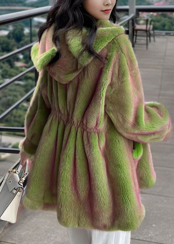 Classic Vintage Coat with a Flattering Fit