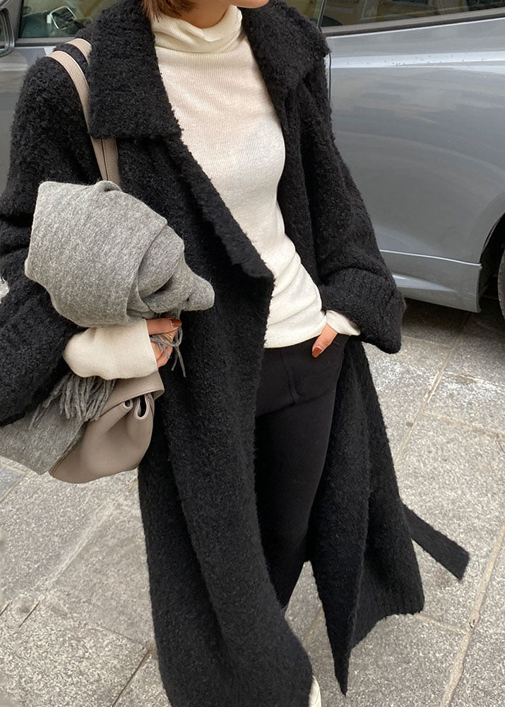 Beautifully Finished Cardigan in a Timeless Design