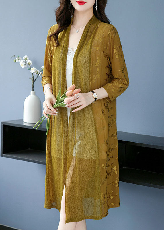 Sophisticated Cardigan with a Clean Classic Look