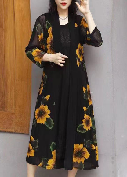 Well Tailored Cardigan with a Graceful Silhouette