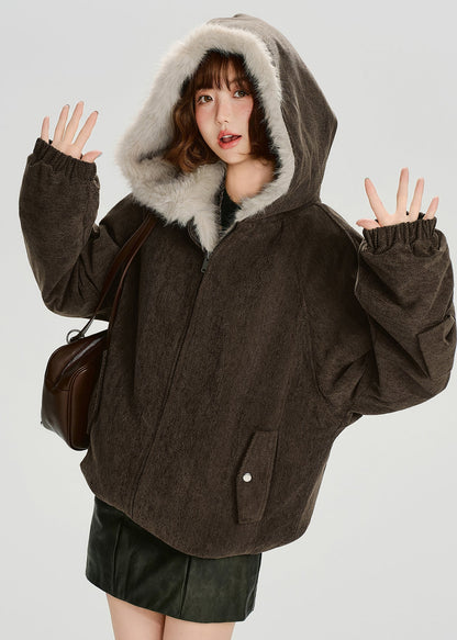 Effortlessly Elegant Coat with a Timeless Design