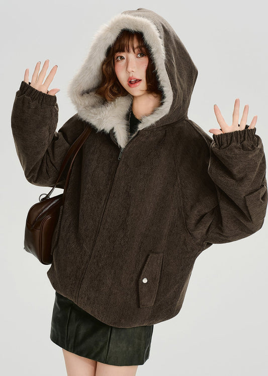 Effortlessly Elegant Coat with a Timeless Design
