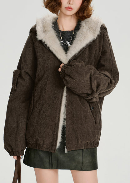 Effortlessly Elegant Coat with a Timeless Design