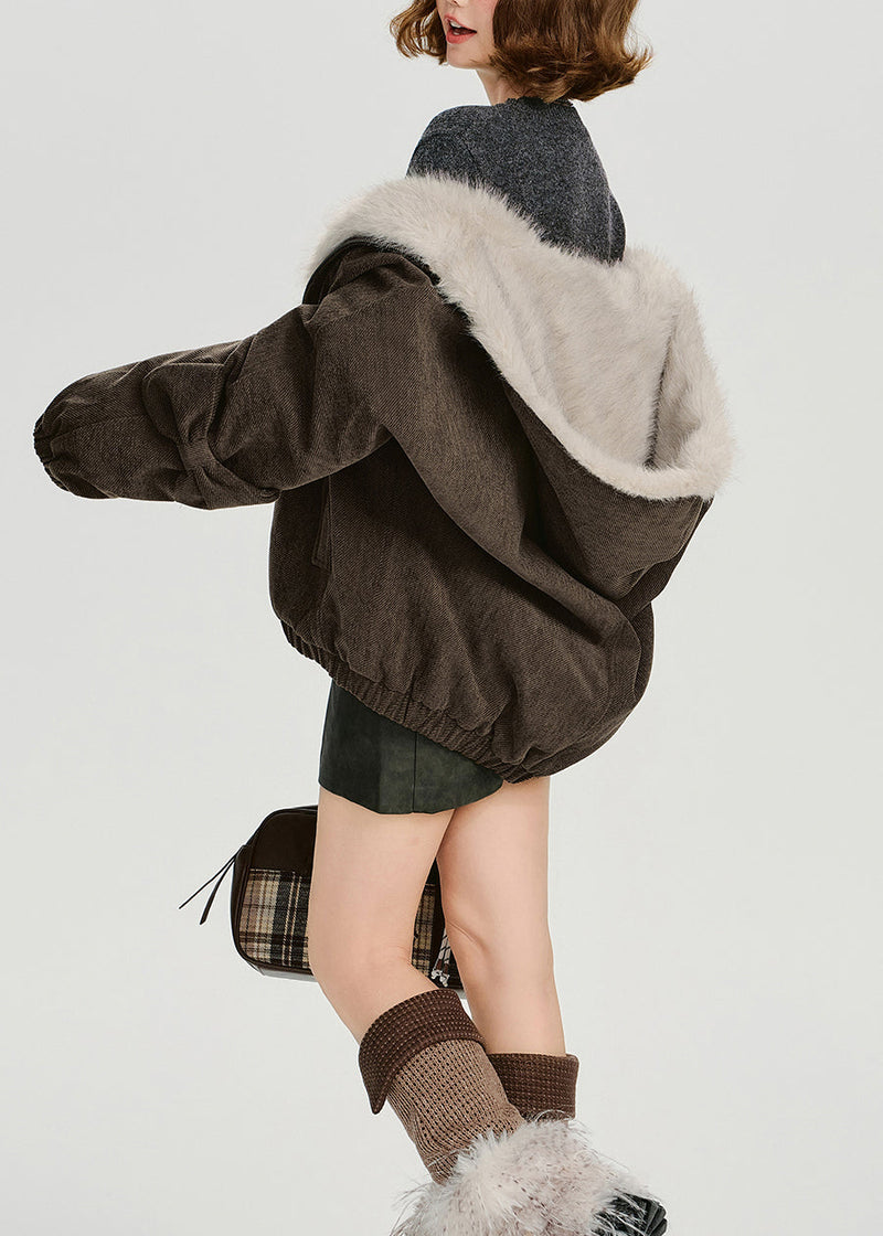 Effortlessly Elegant Coat with a Timeless Design