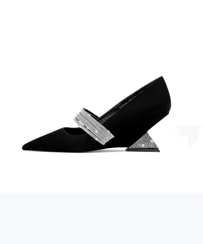Graceful Orthopedic Sandals for Modern Look