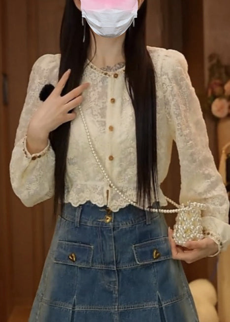 Classic Vintage & Enduringly Stylish Blouse