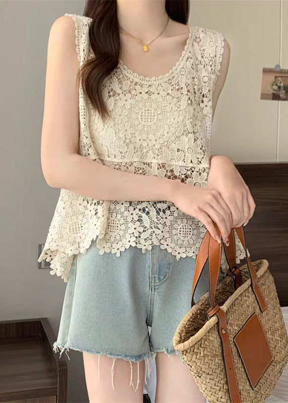 Well Tailored Garment with a Graceful Silhouette