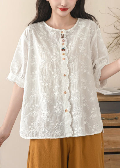 Effortlessly Elegant Shirt with a Timeless Design