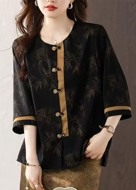 Well Tailored Shirt with a Graceful Silhouette