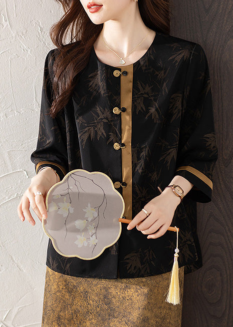 Well Tailored Shirt with a Graceful Silhouette