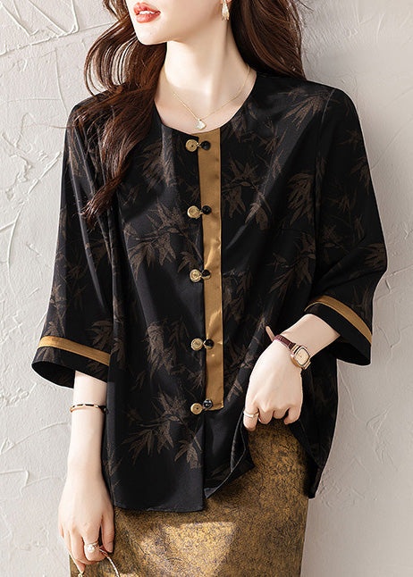 Well Tailored Shirt with a Graceful Silhouette