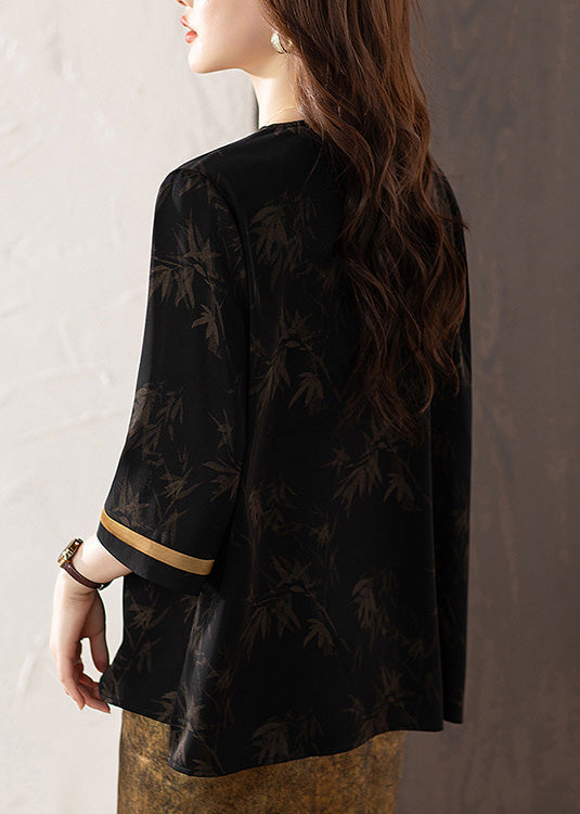 Well Tailored Shirt with a Graceful Silhouette