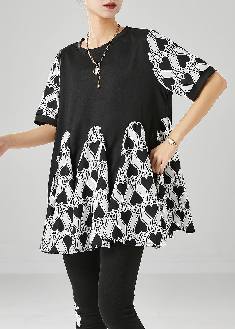 Classic Vintage Shirt with a Flattering Fit