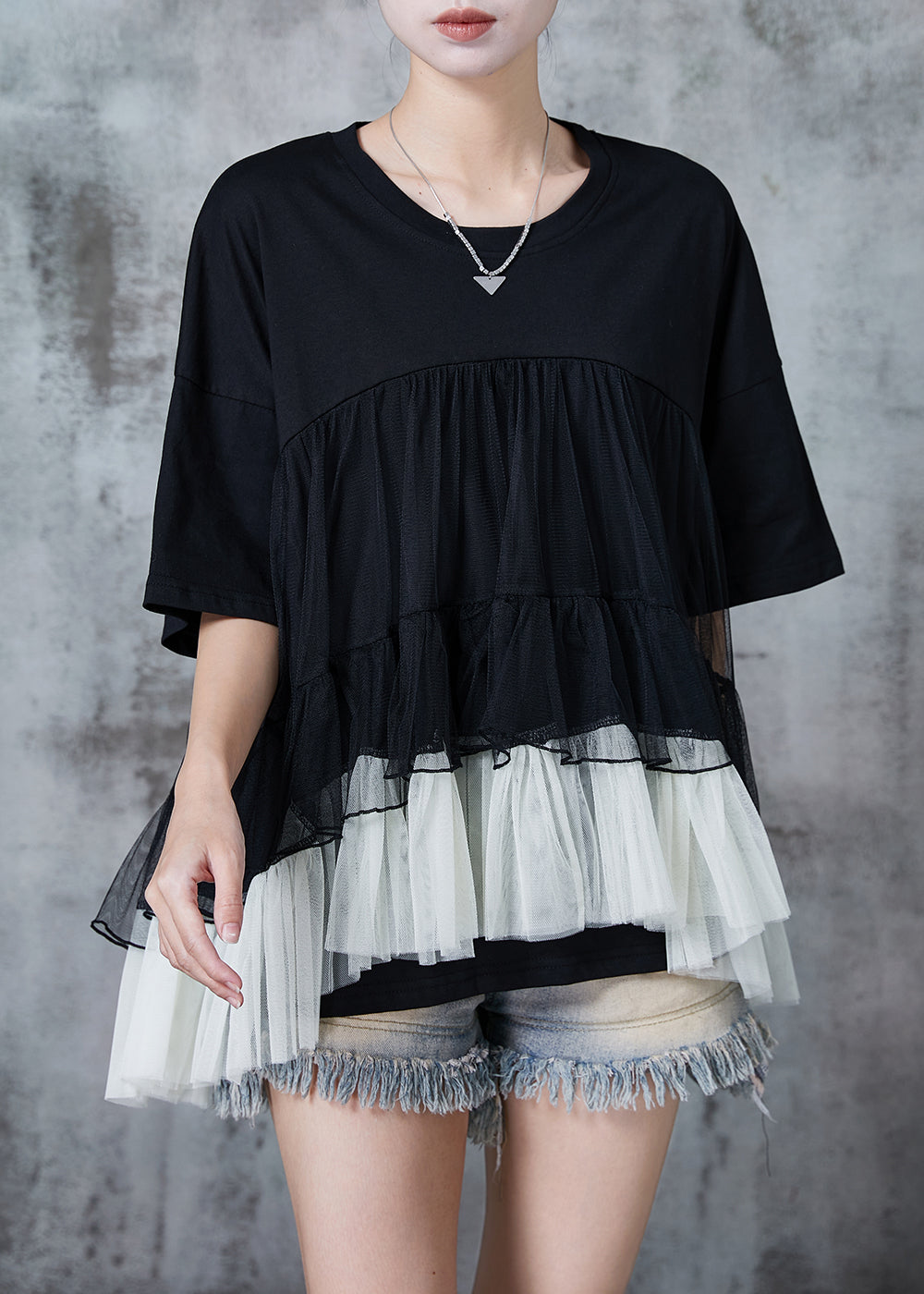 Effortlessly Elegant Garment with a Timeless Design
