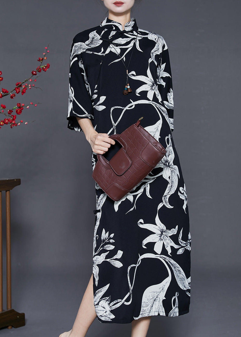 Beautifully Crafted Dress in a Classic Style