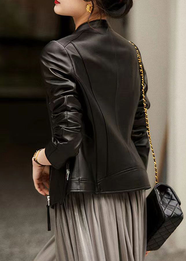 Gracefully Styled Jacket for Any Occasion