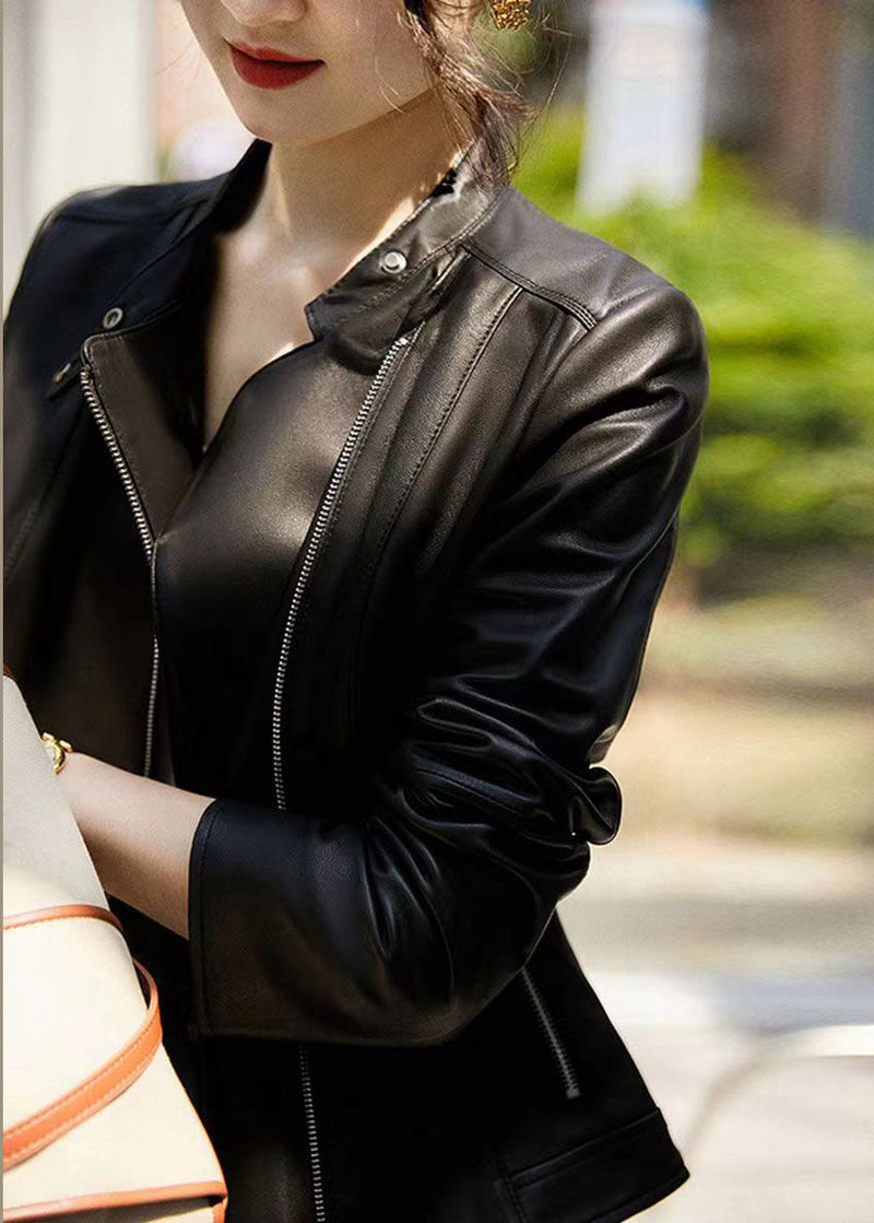 Gracefully Styled Jacket for Any Occasion